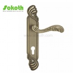 Zinc handle on Plate