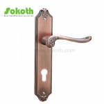 Zinc handle on Plate